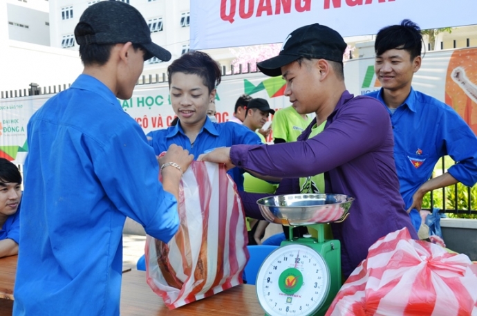 ĐH Đ&ocirc;ng &Aacute; (2)