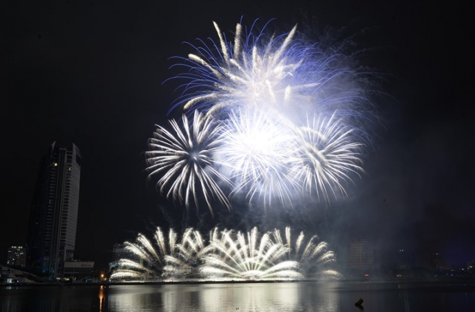 ph&aacute;o hoa &Aacute;o