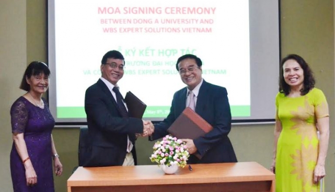 ĐH Đ&ocirc;ng &Aacute; (2)