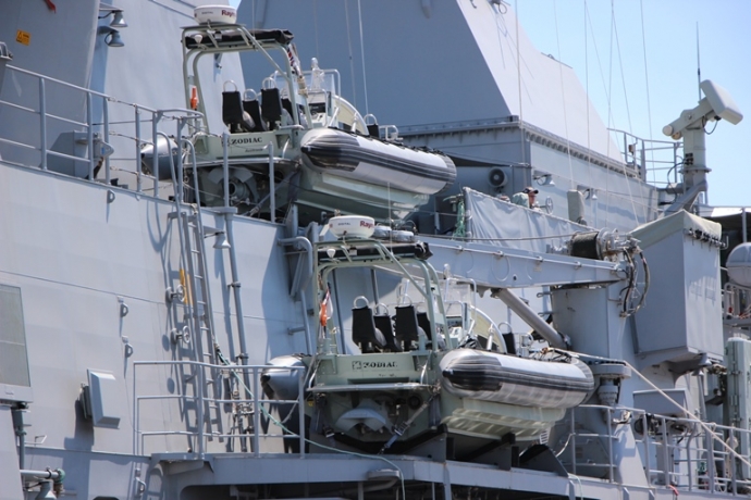 t&agrave;u &Uacute;c7