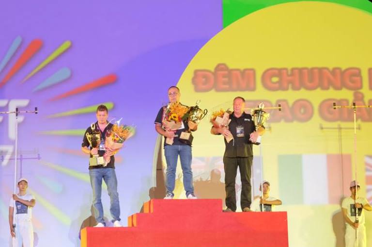 ph&aacute;o hoa