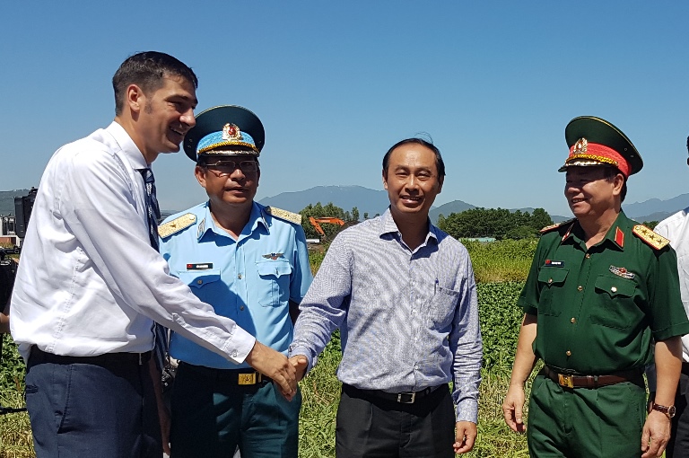 s&acirc;n bay Đ&agrave; Nẵng (2)