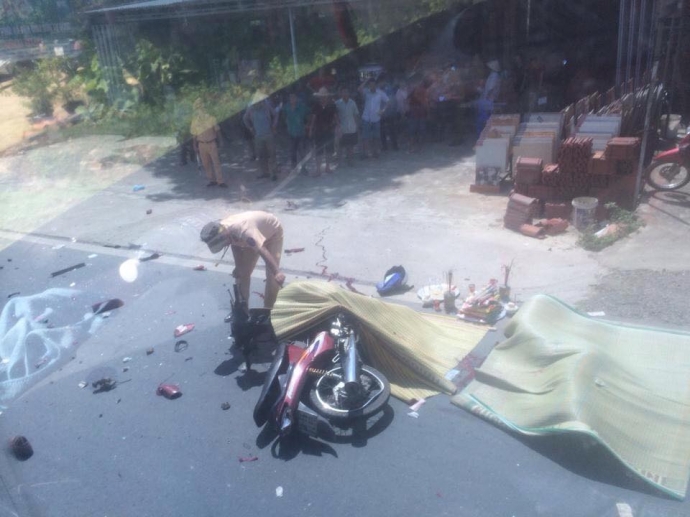 Vụ-tai-nạn-chết-người-ở-dốc-Kỳ-Sơn-H&ograve;a-B&igrave;nh-2