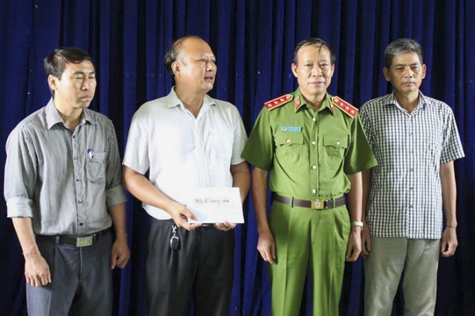 14012141_816636248470875_1671690353_n