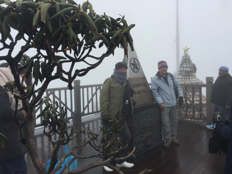 26827861_842045739298932_75610266_o