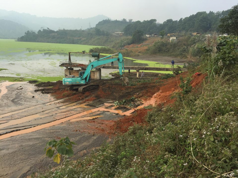 153206-anh-3-noi-xay-ra-su-co-vo-day-xa-nuoc-ho-th