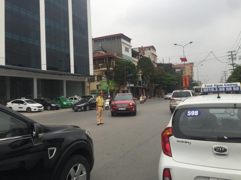 31239406_896986517138187_6499707784383168512_n