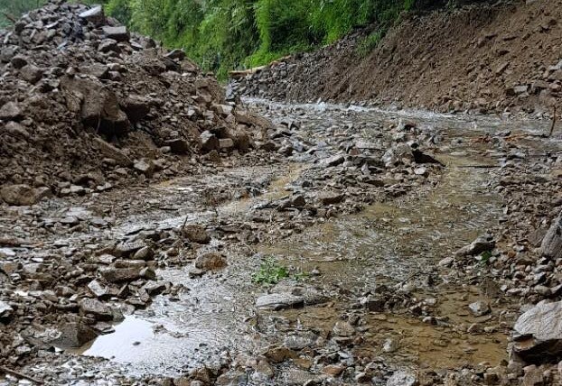 36236169_937595476410624_6360051270576766976_n