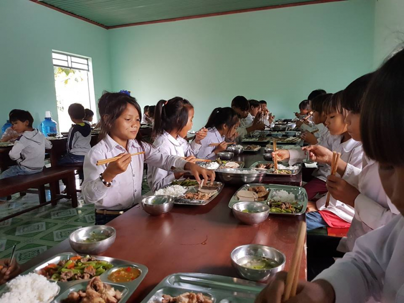 23517401_1529476187108159_1589493510086589974_n