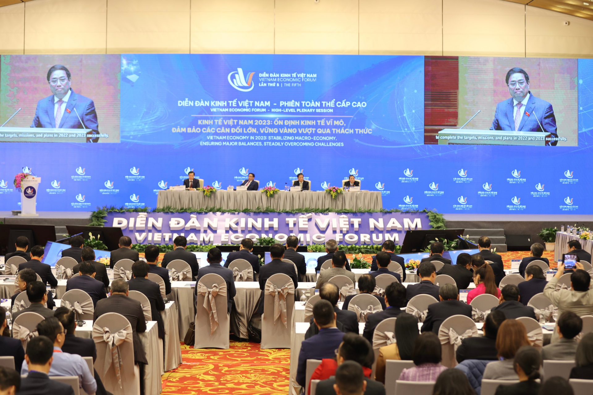 Thủ tướng Chính phủ chủ trì Diễn đàn Kinh tế Việt Nam 2023 Thủ tướng Chính phủ chủ trì Diễn đàn Kinh tế Việt Nam 2023