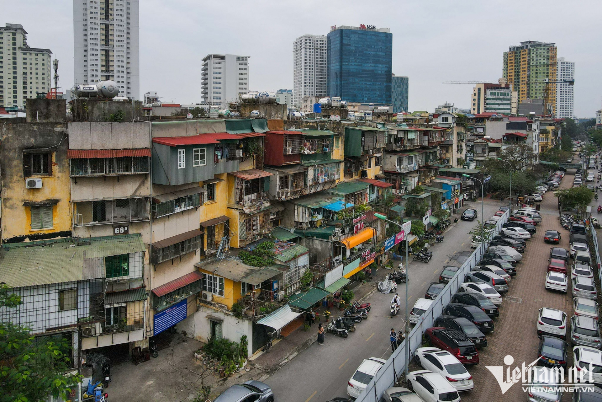 Người d&acirc;n b&aacute;m trụ ở những khu tập thể cũ n&aacute;t sắp được ph&aacute; dỡ, x&acirc;y lại