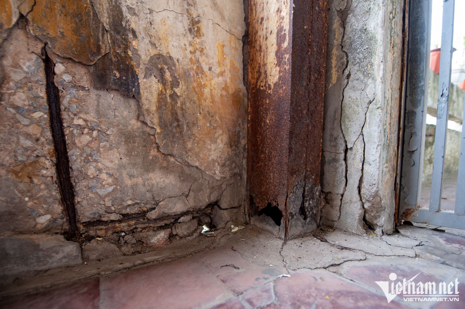 Người d&acirc;n b&aacute;m trụ ở những khu tập thể cũ n&aacute;t sắp được ph&aacute; dỡ, x&acirc;y lại