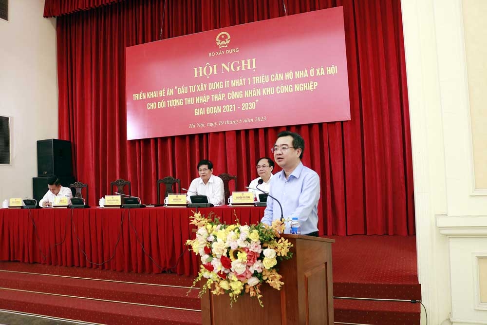 Ph&aacute;t triển nh&agrave; ở x&atilde; hội cho đối tượng thu nhập thấp, c&ocirc;ng nh&acirc;n khu c&ocirc;ng nghiệp l&agrave; một trong những nhiệm vụ trọng t&acirc;m trong ph&aacute;t triển kinh tế - x&atilde; hội