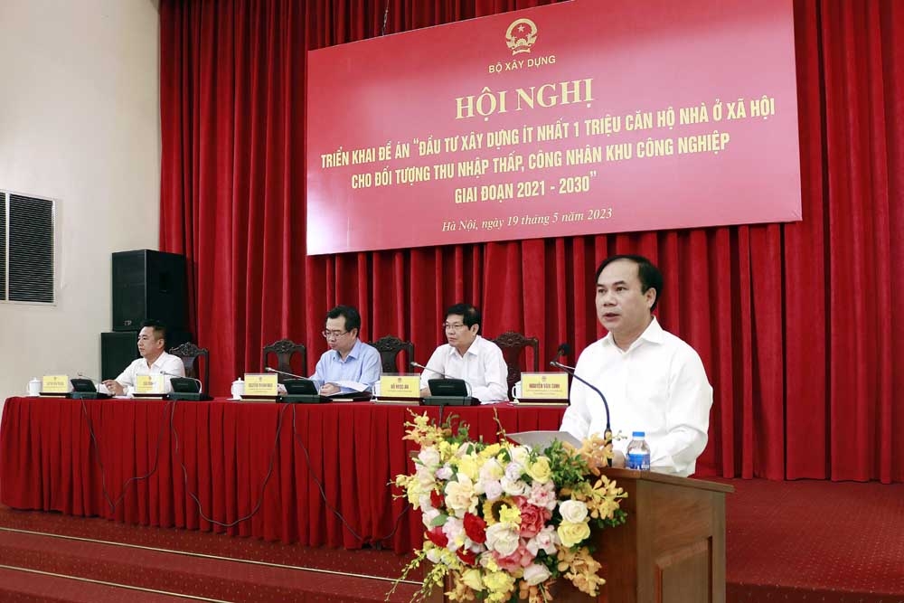 Ph&aacute;t triển nh&agrave; ở x&atilde; hội cho đối tượng thu nhập thấp, c&ocirc;ng nh&acirc;n khu c&ocirc;ng nghiệp l&agrave; một trong những nhiệm vụ trọng t&acirc;m trong ph&aacute;t triển kinh tế - x&atilde; hội