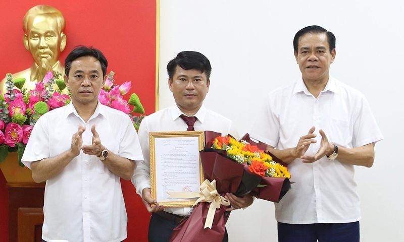 Sở X&acirc;y dựng H&agrave; Tĩnh c&oacute; t&acirc;n Ph&oacute; Gi&aacute;m đốc Sở