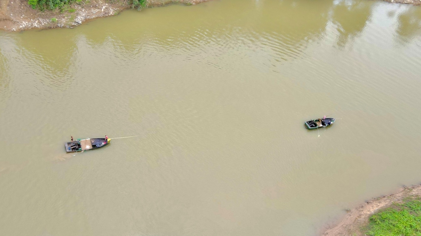 Diên Khánh (Khánh Hòa): Tái diễn nạn “cát tặc” trên dòng sông Cái Diên Khánh (Khánh Hòa): Tái diễn nạn “cát tặc” trên dòng sông Cái