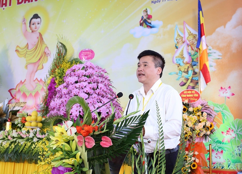Hưng Y&ecirc;n: H&agrave;ng ngh&igrave;n phật tử tham dự Đại lễ Phật đản tại ch&ugrave;a Ph&uacute;c L&acirc;m
