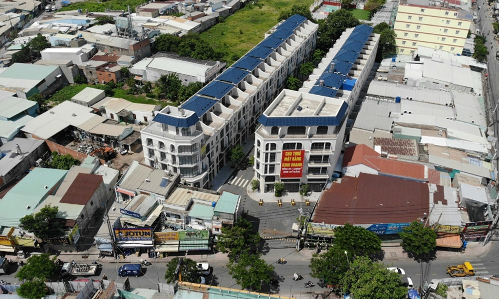 Th&agrave;nh phố Hồ Ch&iacute; Minh: Vạch trần thủ đoạn gian dối vẽ dự &aacute;n &ldquo;ma&rdquo; Sen V&agrave;ng Town để b&aacute;n với gi&aacute; cao