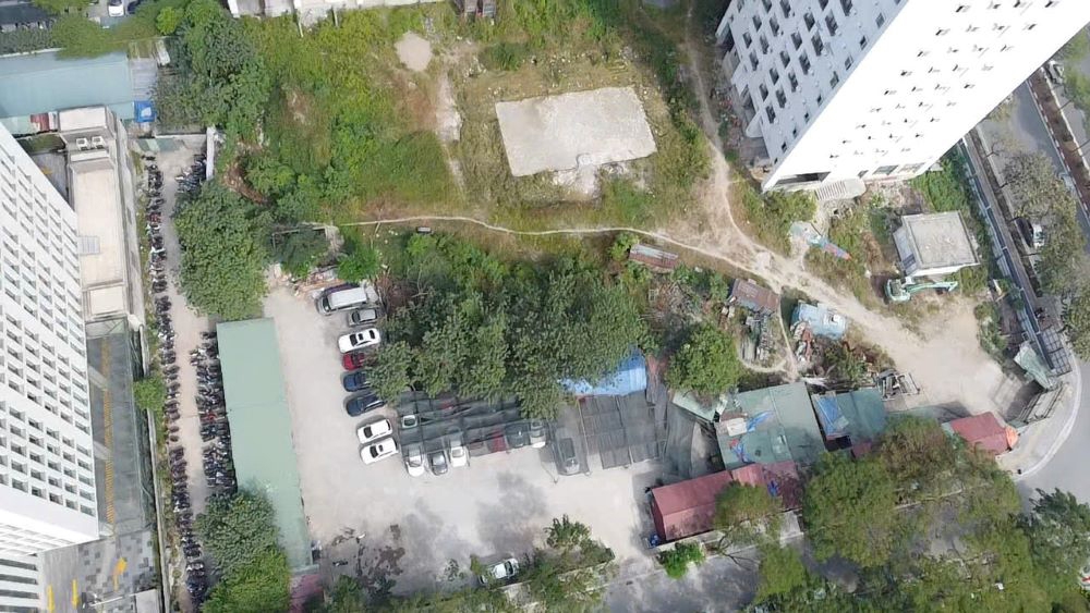 H&agrave; Nội: Nhiều nh&agrave; t&aacute;i định cư bỏ hoang, c&oacute; dấu hiệu &ldquo;biến tướng&rdquo; th&agrave;nh b&atilde;i tr&ocirc;ng xe