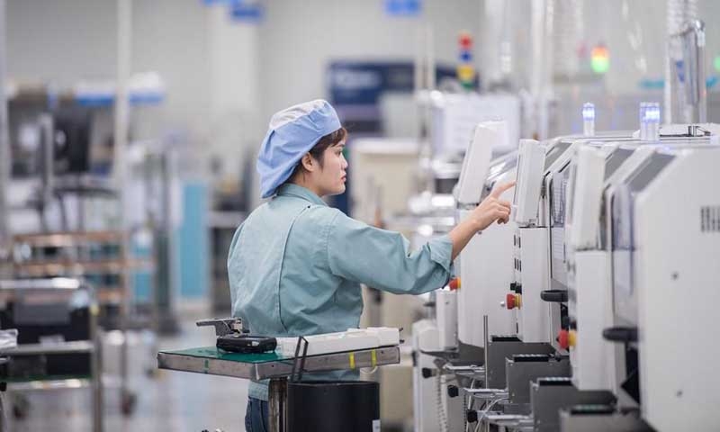 Bộ C&ocirc;ng Thương đồng h&agrave;nh c&ugrave;ng doanh nghiệp c&ocirc;ng nghiệp hỗ trợ trong chuyển đổi số