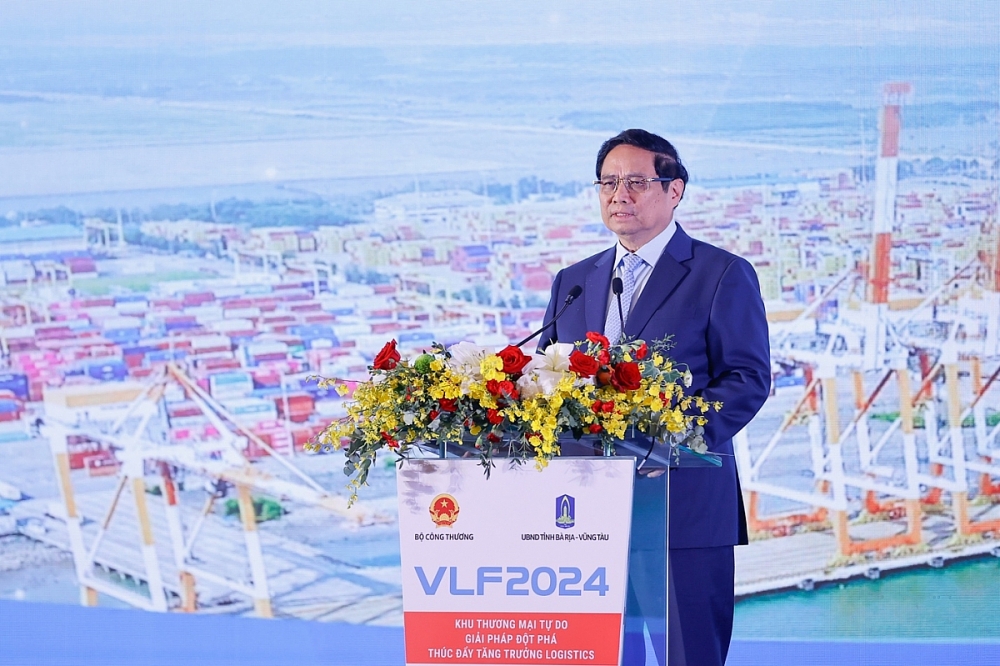 Thủ tướng: Ph&aacute;t triển logistics l&agrave; y&ecirc;u cầu kh&aacute;ch quan, lựa chọn chiến lược