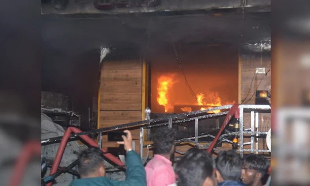 Ch&aacute;y bệnh viện ở Ấn Độ, &iacute;t nhất 6 người thiệt mạng