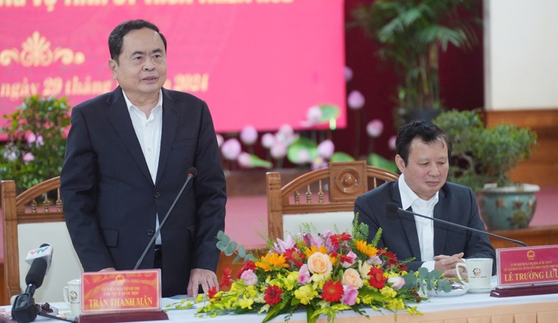 Chủ tịch Quốc hội l&agrave;m việc với Ban Thường vụ Tỉnh ủy Thừa Thi&ecirc;n-Huế