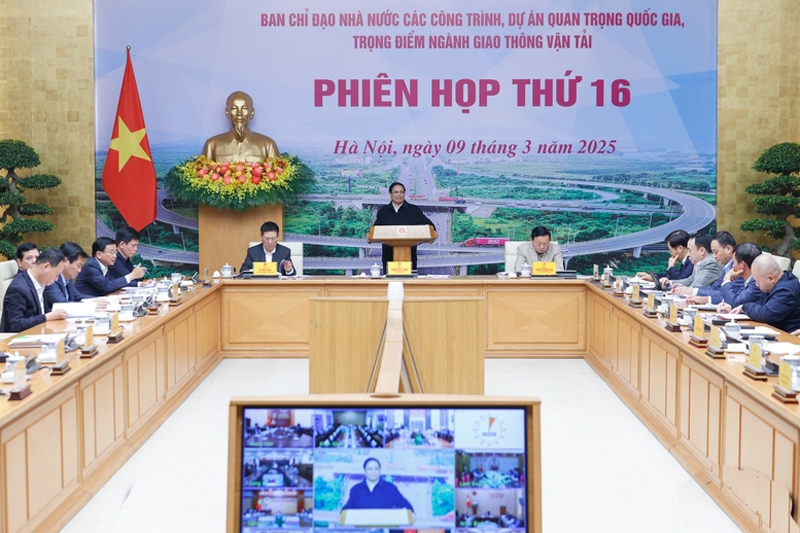 Nỗ lực ho&agrave;n th&agrave;nh c&aacute;c c&ocirc;ng tr&igrave;nh giao th&ocirc;ng trọng điểm ch&agrave;o mừng c&aacute;c sự kiện trọng đại của đất nước