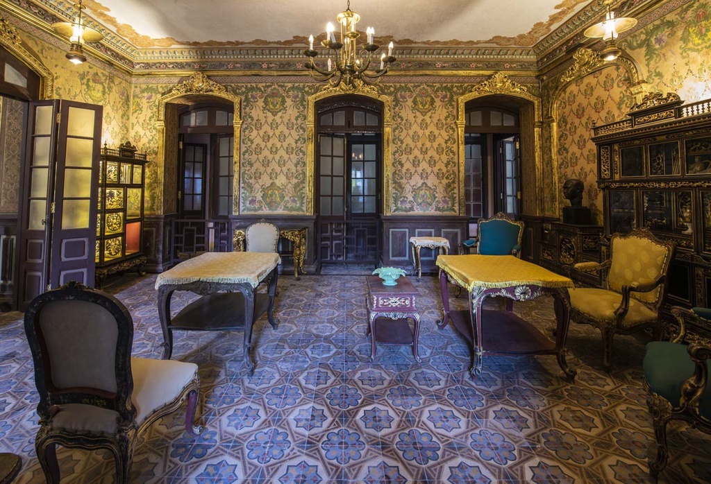 ve co kinh a au giao thoa cua cung an dinh