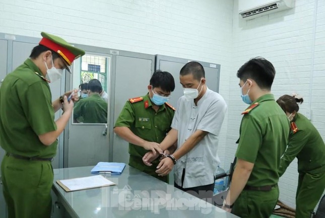 Công an Bình Dương điều tra hàng loạt Công ty bất động sản vẽ dự án ‘ma’ lừa đảo cong an binh duong dieu tra hang loat cong ty bat dong san ve du an ma lua dao