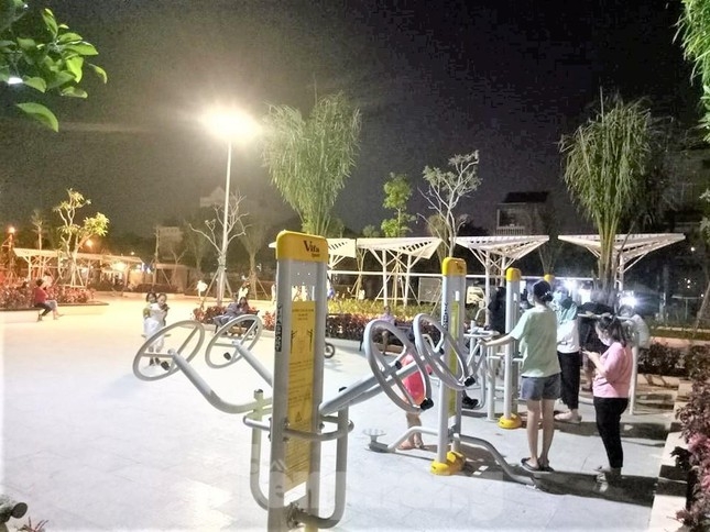 binh duong di doi hang nghin co so san xuat de lam dich vu khu vui choi cho nguoi dan