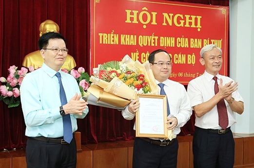 ban bi thu dieu dong pho truong ban to chuc trung uong giu chuc pho bi thu tinh uy