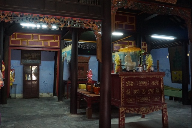 can canh vuong phu rong 2000m2 chua nhieu do co doc dao o hue