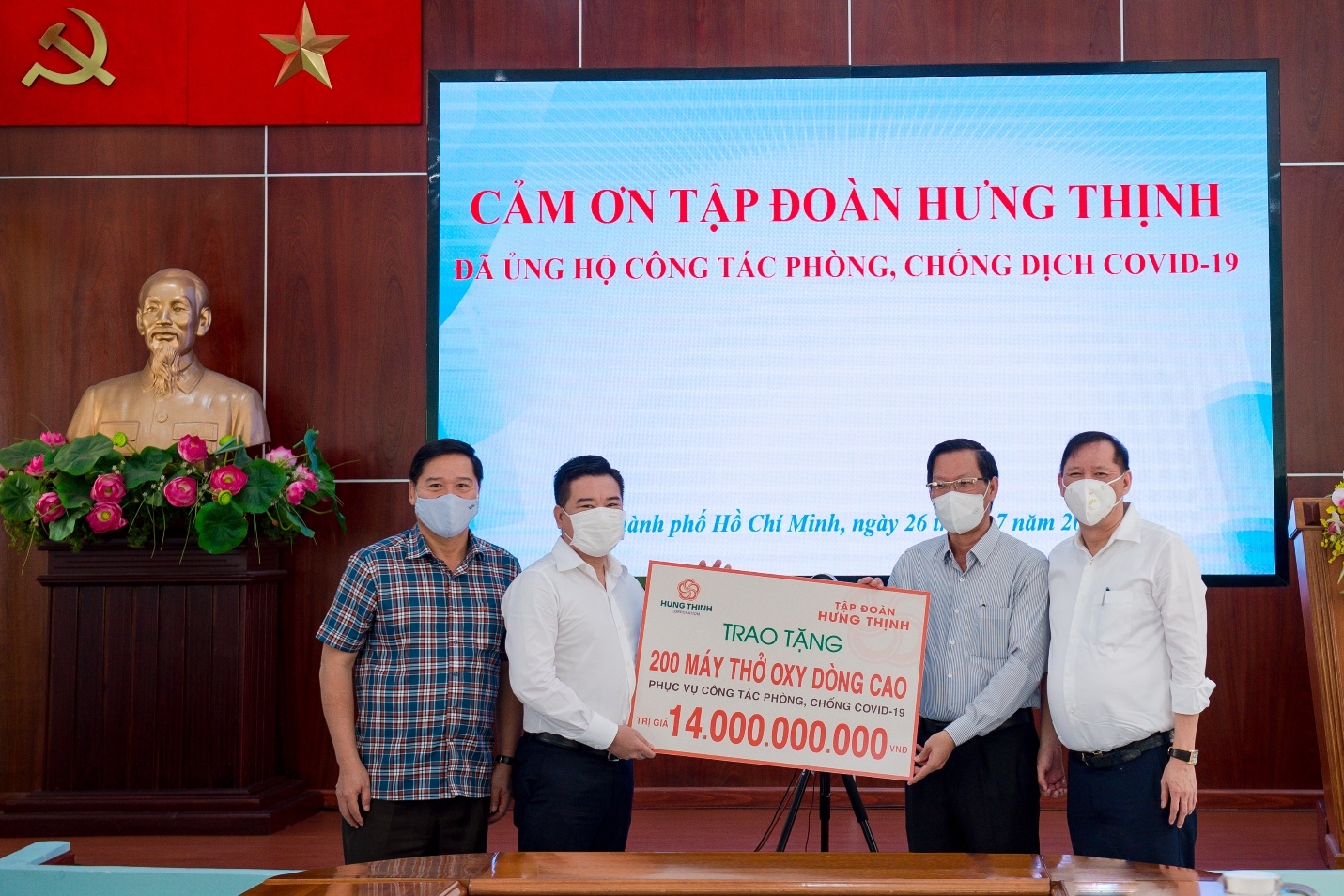 tap doan hung thinh ho tro khan hang chuc ty dong cho thanh pho ho chi minh phong chong dich covid 19