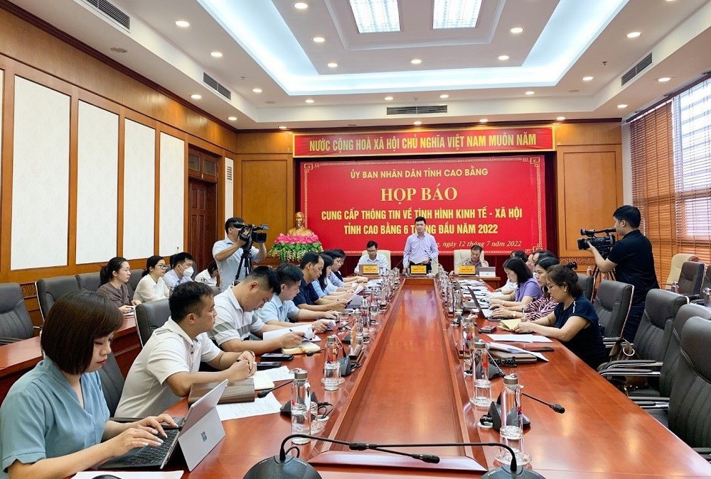 cao bang tinh hinh phat trien kinh te xa hoi trong 6 thang dau nam 2022 tiep tuc khoi sac