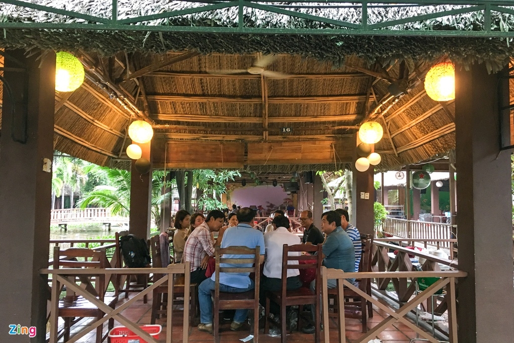 khu am thuc xay trai phep 17 nam khong bi xu ly tai tphcm