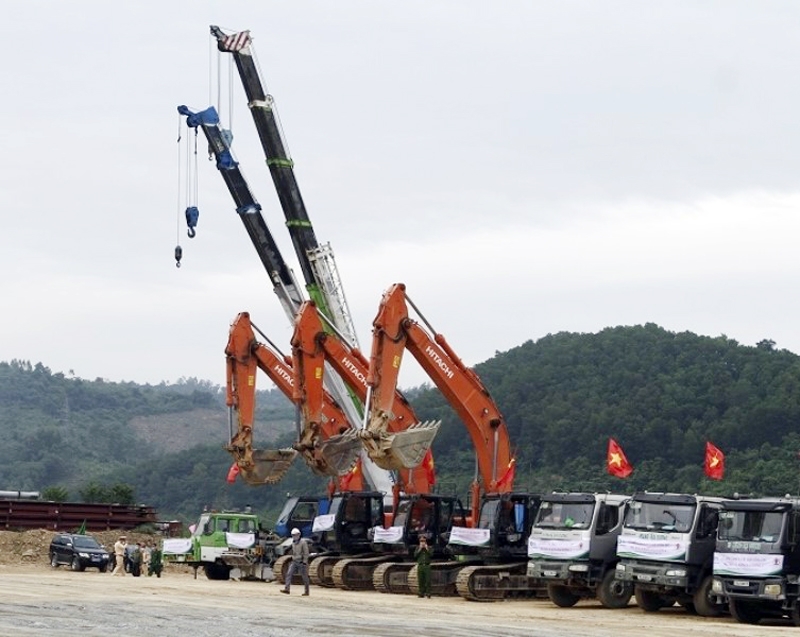 nghi son thanh hoa khoi cong du an nha may xi mang dai duong 2