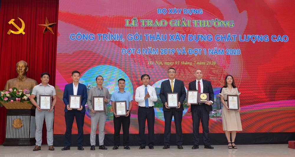 khuyen khich thi dua hinh thanh nhieu cong trinh co chat luong cao