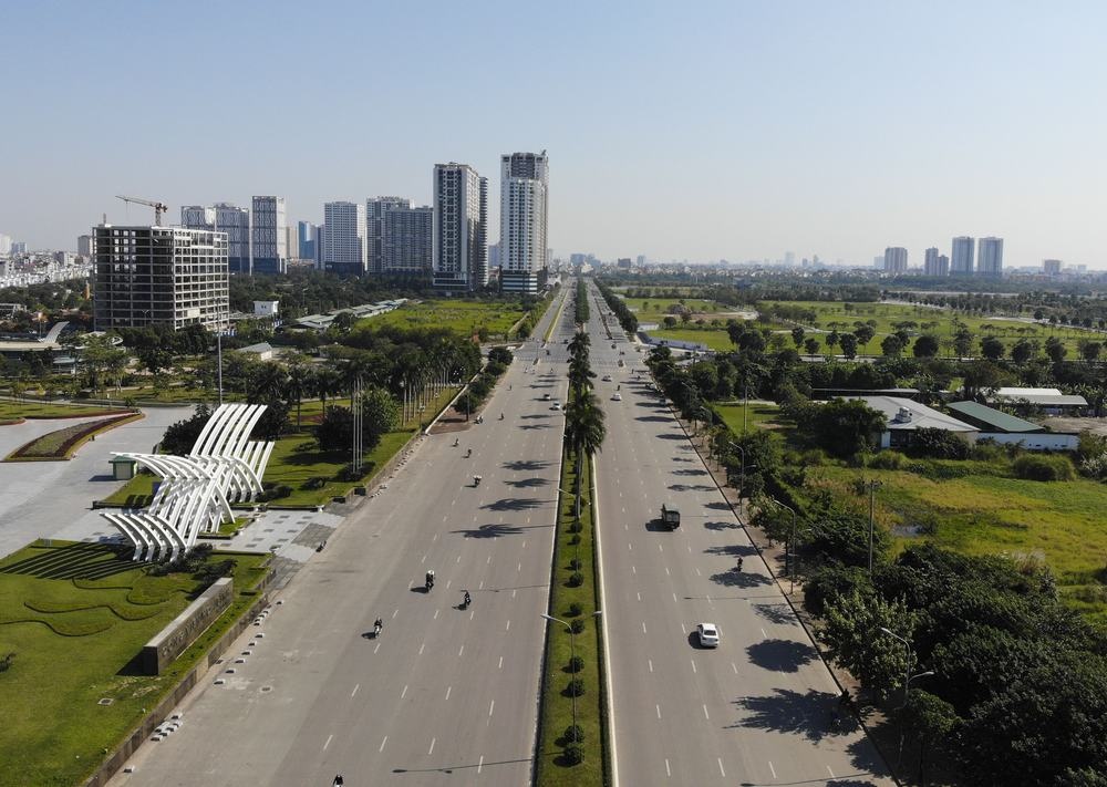 Ngắm tuyến đường 10 làn xe chưa được đặt tên tại thủ đô ngam tuyen duong 10 lan xe chua duoc dat ten tai thu do