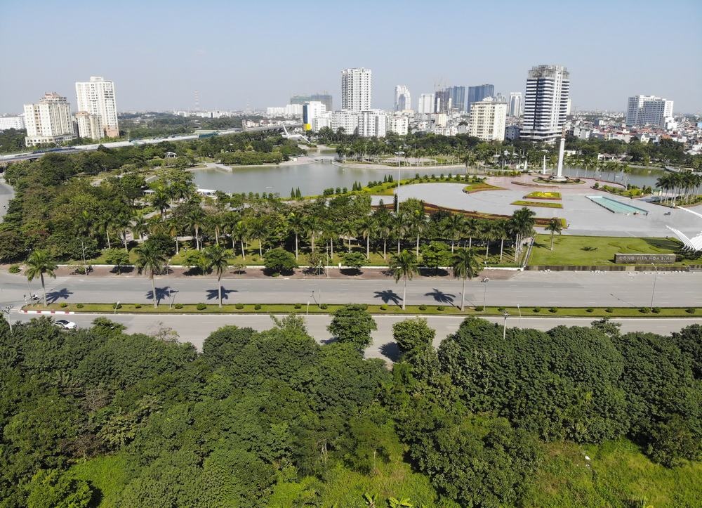 Ngắm tuyến đường 10 làn xe chưa được đặt tên tại thủ đô ngam tuyen duong 10 lan xe chua duoc dat ten tai thu do