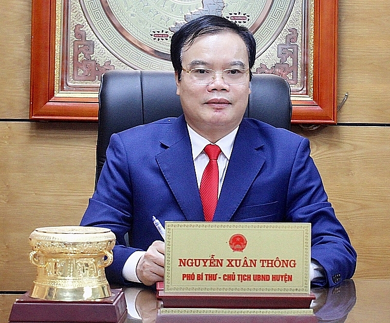 huyen yen lac vung buoc trong mua xuan moi