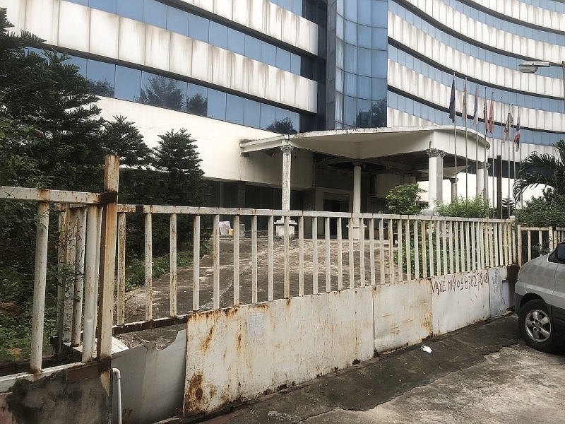 du an benh vien quoc te hoa ky bi bo hoang hon 2 thap ky dat vang lang phi
