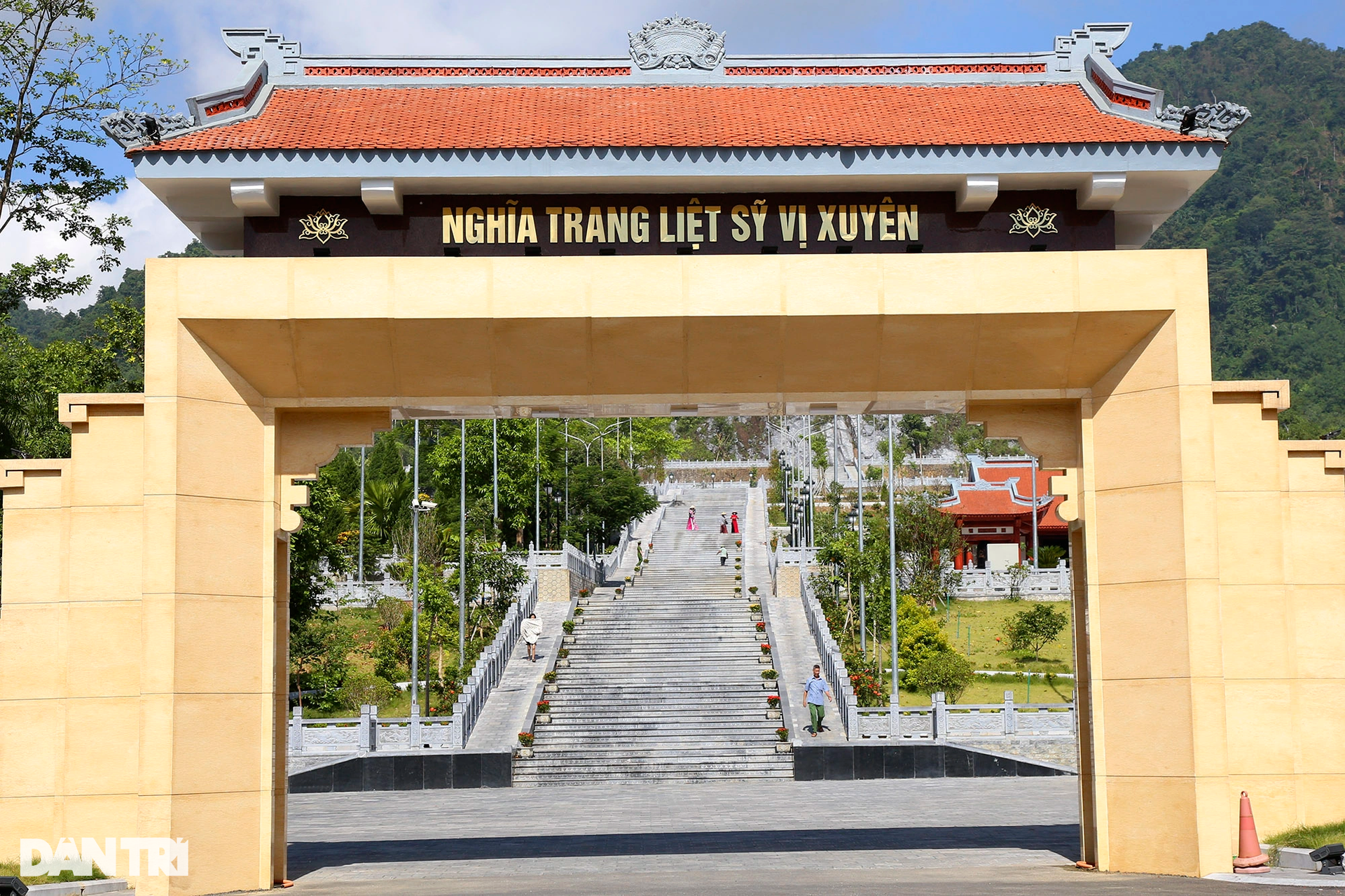 nghia trang liet si vi xuyen mo rong den 10ha de quy tap them 3000 phan mo