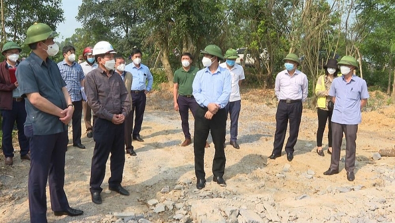 quang binh dam bao tien do ban giao mat bang du an duong bo cao toc bac nam
