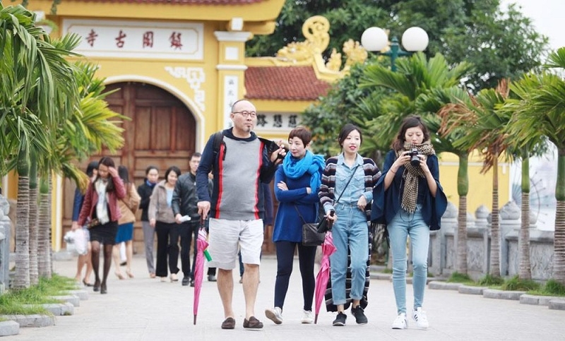 con khat du lich goi ten trung quoc
