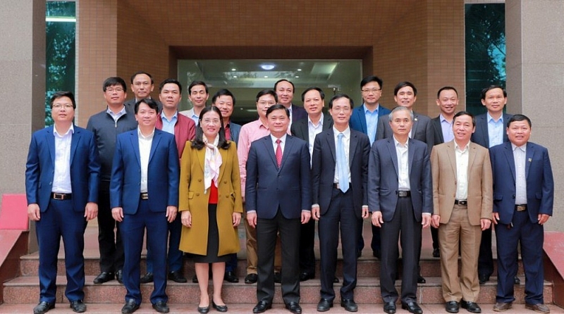 Bổ nhiệm Giám đốc Sở Xây dựng Nghệ An bo nhiem giam doc so xay dung nghe an