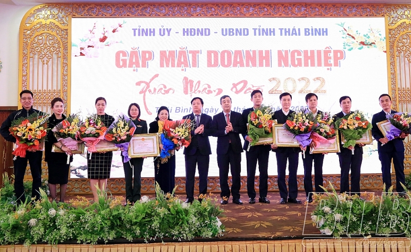 cong dong doanh nghiep tinh thai binh no luc thuc hien nhiem vu kep va chung tay giup do nguoi ngheo