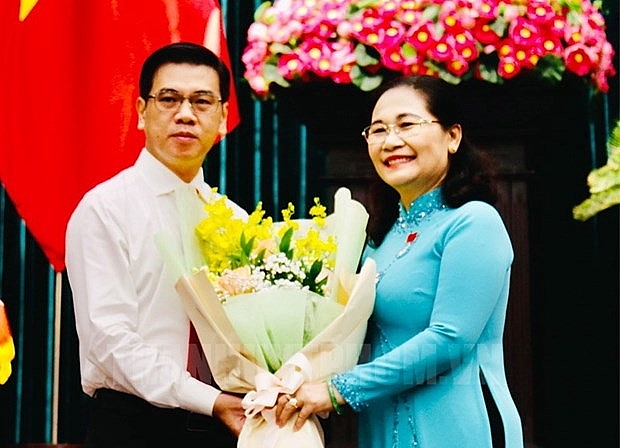 Ông Nguyễn Văn Dũng được bầu làm Phó Chủ tịch HĐND TP.HCM ong nguyen van dung duoc bau lam pho chu tich hdnd tphcm