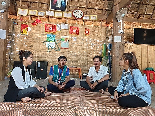 chiem nguong nha rong lon nhat tay nguyen