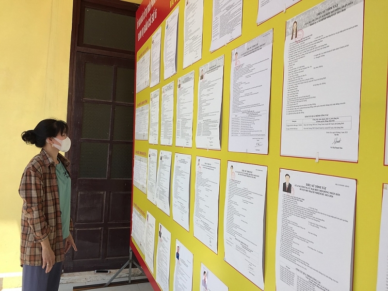 quang binh cu tri o 17 khu vuc tham gia bau cu som